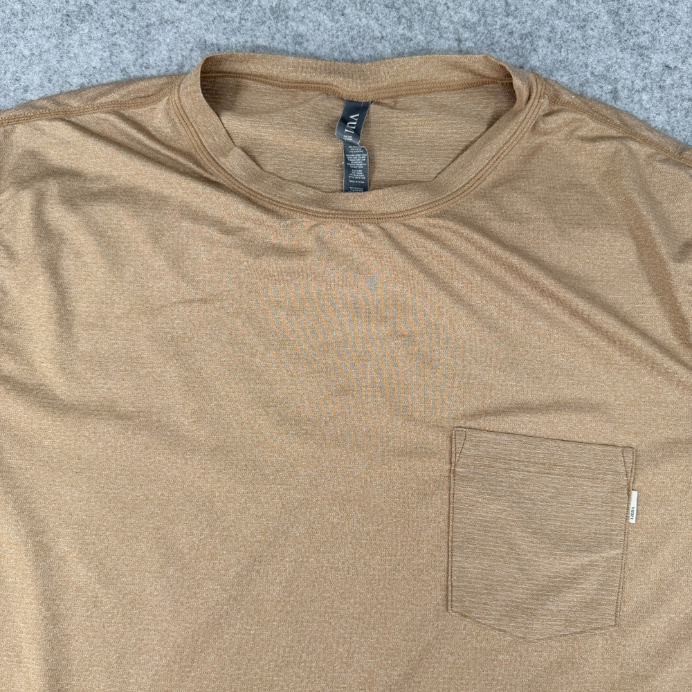 Vuori Strato Tech T-Shirt Men’s Medium Short Sleeve Performance Athleisure V109