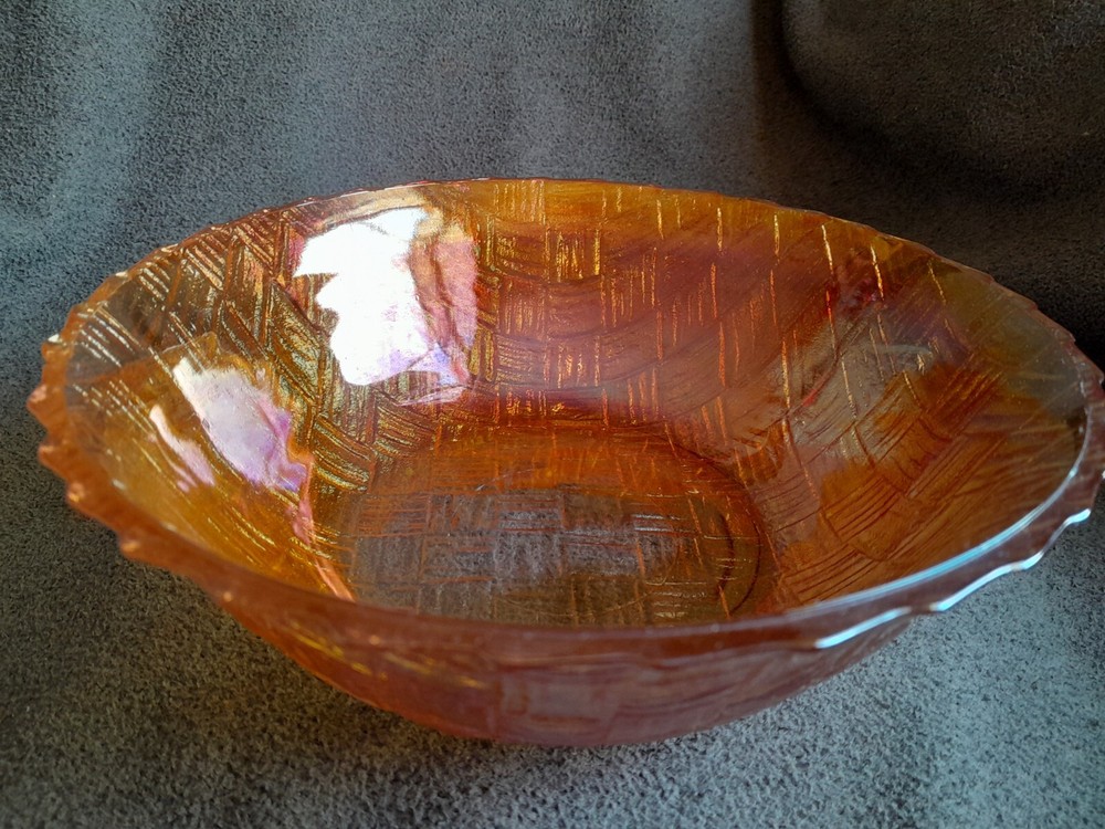 Vintage Indiana Iridescent Basket Weave Amber Glass Serving Bowl