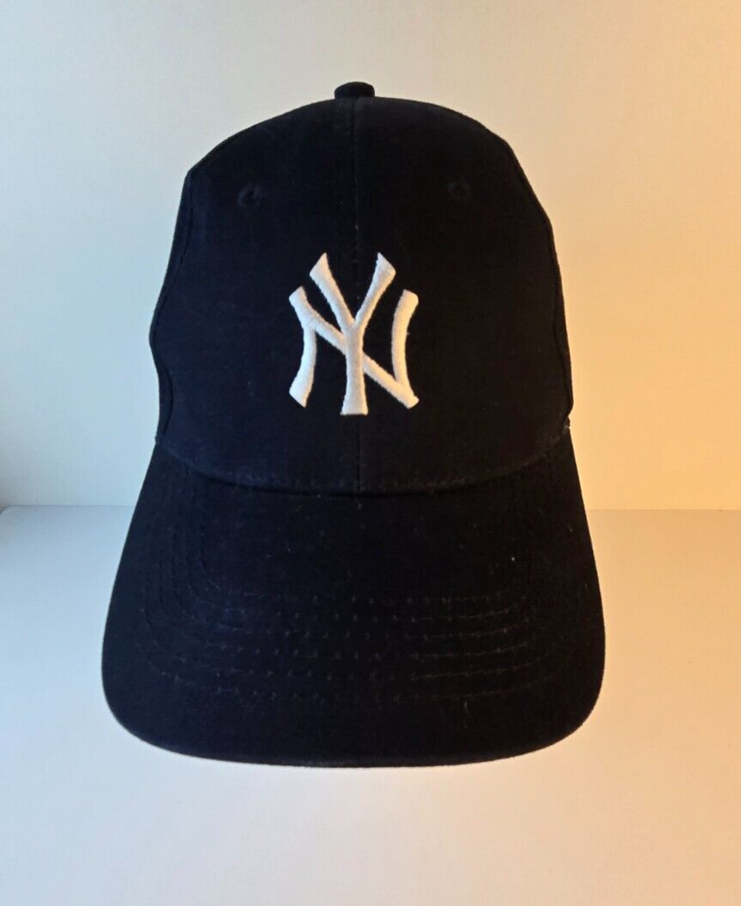 New York Yankees Budweiser Game Day Hat Adjustable Navy Blue