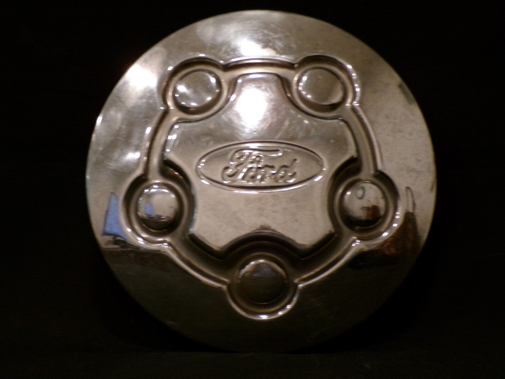 1998-2011 Ford Crown Victoria & Ranger OEM F87A-1A096-GB Center Cap Hub Cover