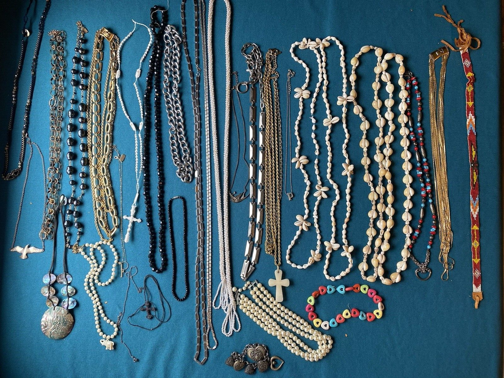 Estate Lot Of 30 Vintage Multi Strand Beaded Necklaces Puka Shell Braided Cross