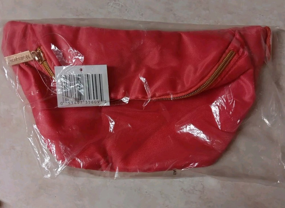 Brand New Neutrogena Pink Fanny Pack 10