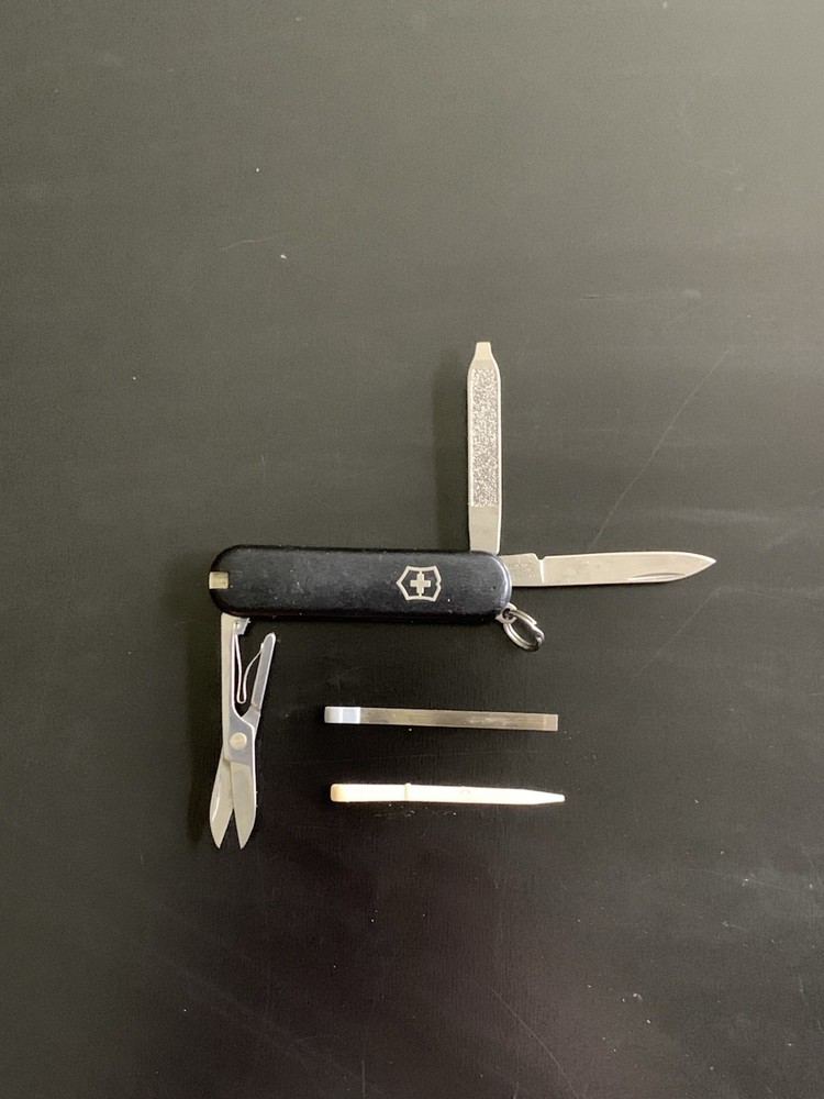 Victorinox Swiss Army 58mm Classic SD Black Pocket Knife