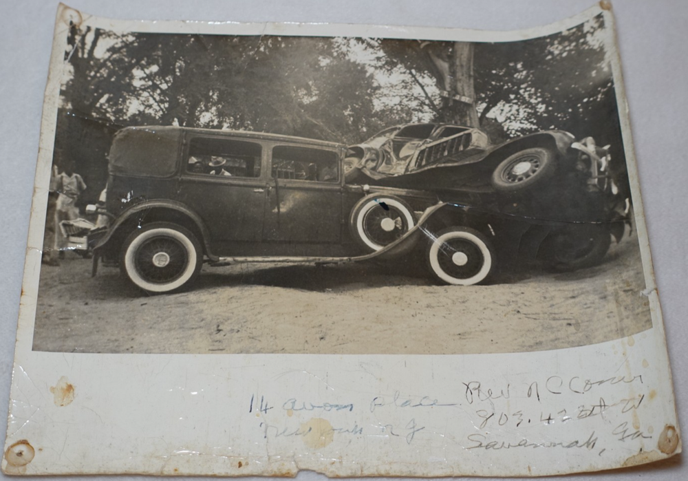 Automobile Accident Wreck Car Crash Circa 1930s Vintage Original Photo