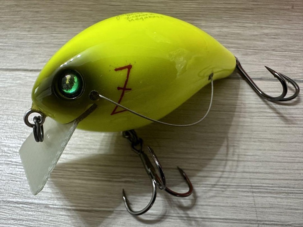 Fishing Lure Megabass Z Crank Jr. Cover Hacking Balsa