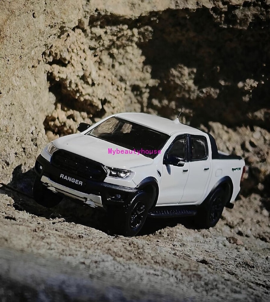MK 1:64 White 2018 Ranger Raptor Pickup Truck Sports Model Diecast Metal Car