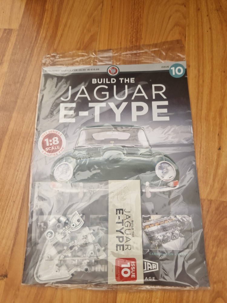 1/8 DEAGOSTINI BUILD YOUR OWN THE JAGUAR E-TYPE CAR ISSUE 10 INC PART