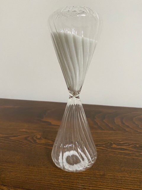 Pottery Barn Hour Glass-10 min