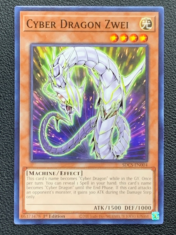 Cyber Dragon Zwei SDCS-EN004 1st Edition YuGiOh Card