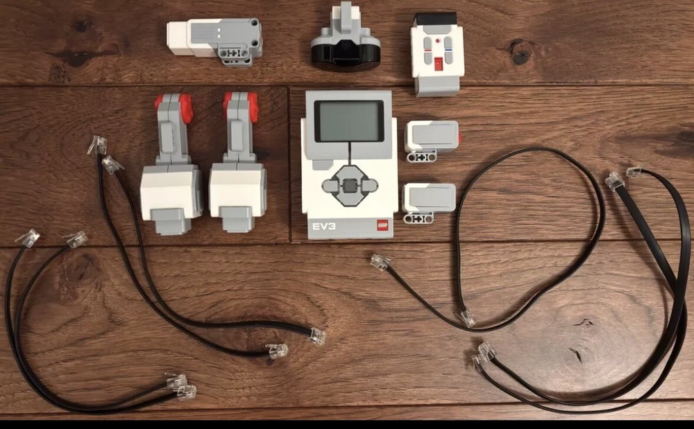 Lego Mindstorms EV3 Brick, Motors, & Sensors (31313)