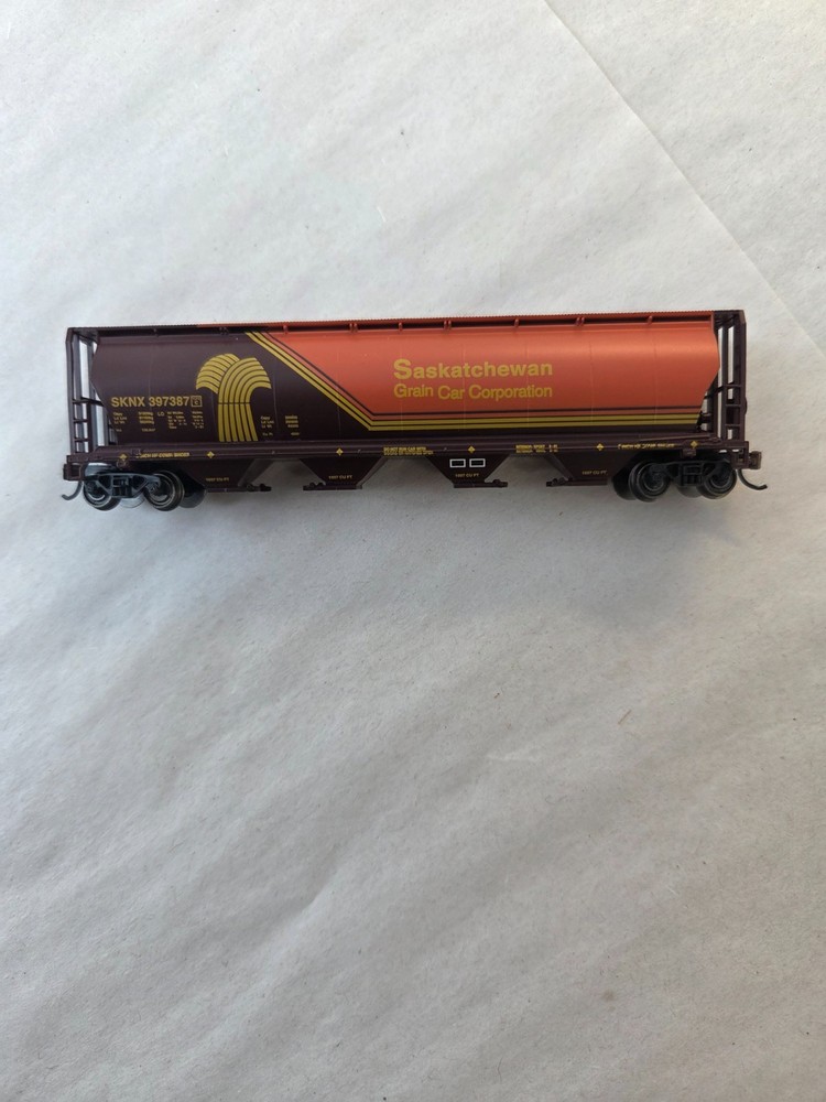Bachmann #19153 N Scale Cylindrical Grain Hopper 