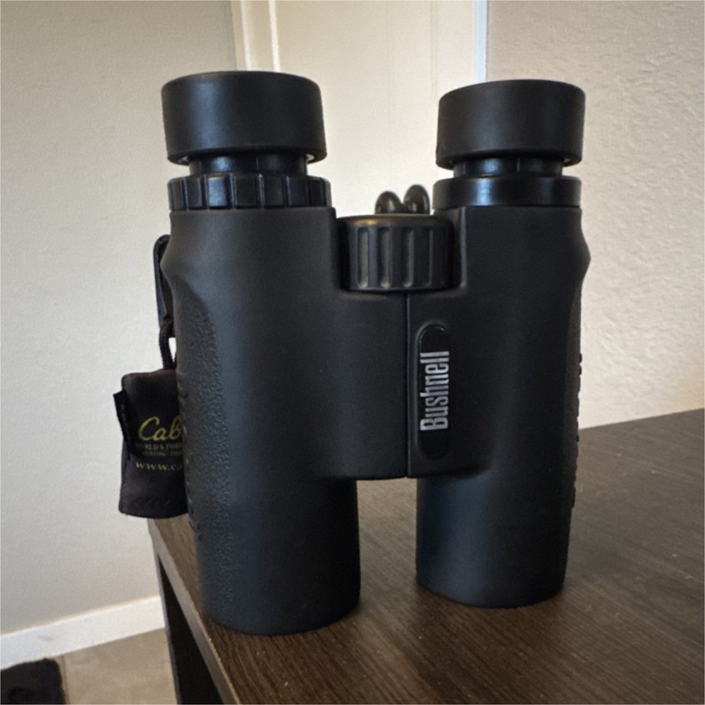Bushnell Sportsman 10x42 Binoculars Black Hunting 305ft@1000yds FOV