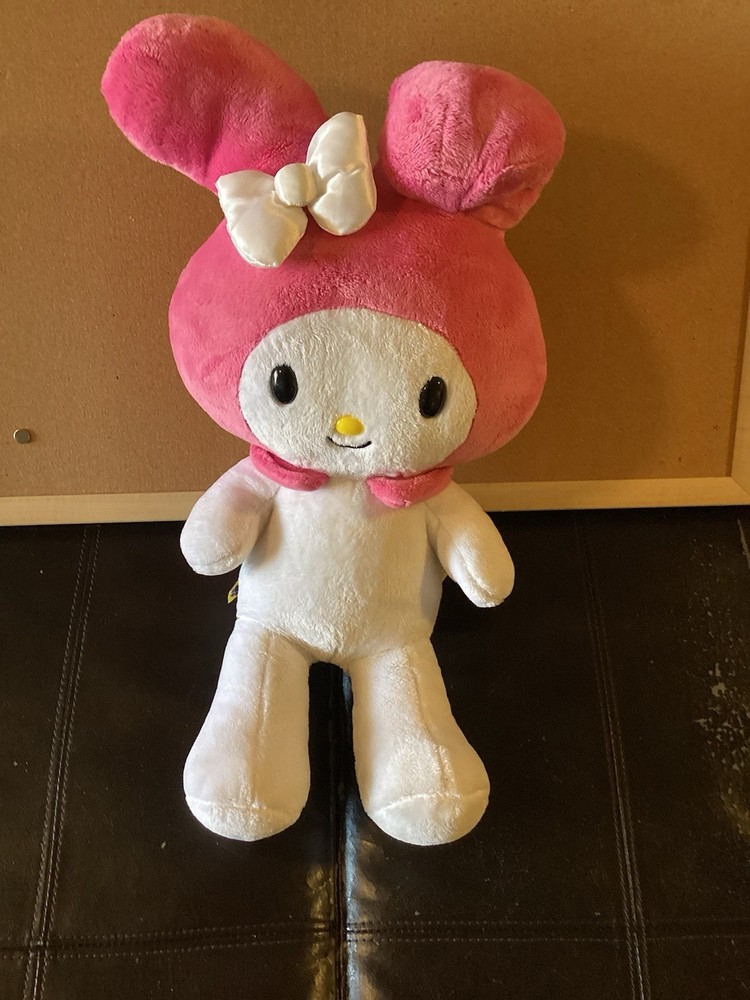 2010 Hello Kitty Sanrio My Melody Rare Limited Edition Build a Bear 18
