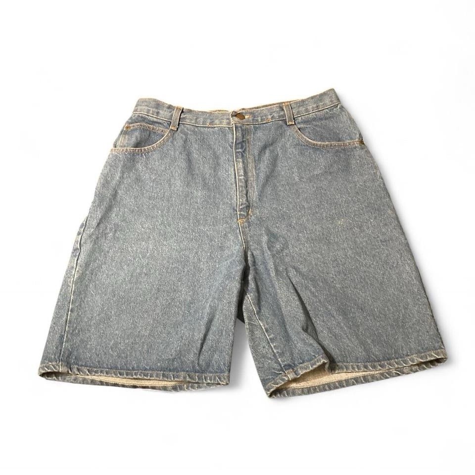 Baggy Vintage 90s Denim Shorts with A Relaxed Fit Made In USA Size 30 Jorts Jean