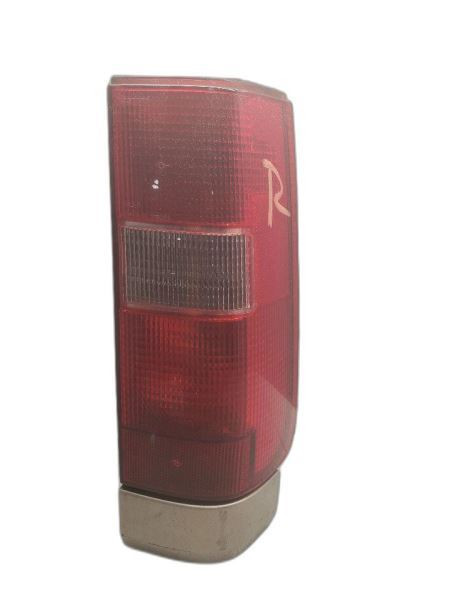 98-00 Volvo 70 Series Wagon Passenger Right Tail Light Upper 1237788