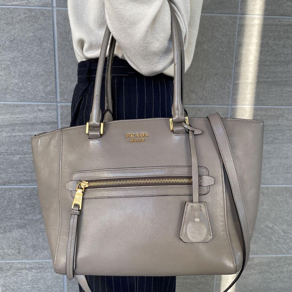 PRADA Grace Calfskin Tote Bag in Greige 2-Way Crossbody Japan Excellent Condition