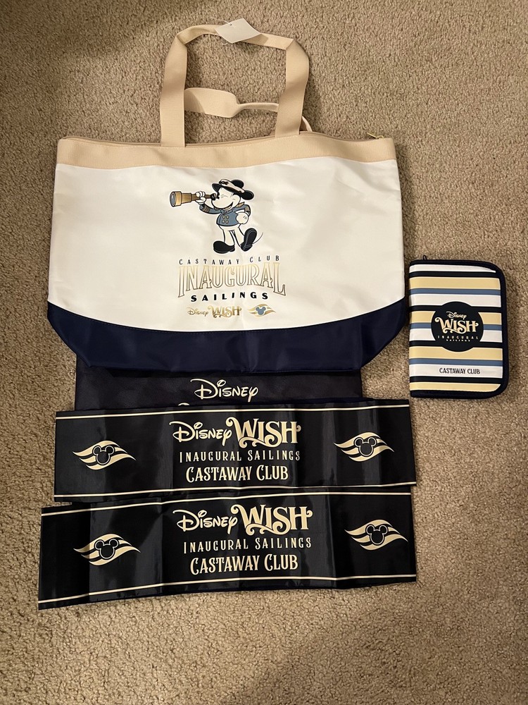 DISNEY WISH INAUGRUAL SAILINGS CASTAWAY CLUB TOTE LAUNDRY BAG & PASSPORT NEW