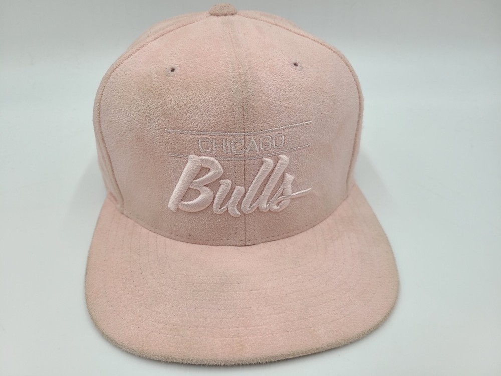 Women Chicago Bulls Mitchell & Ness Suede Snapback Hat Cap NBA Basketball Pink