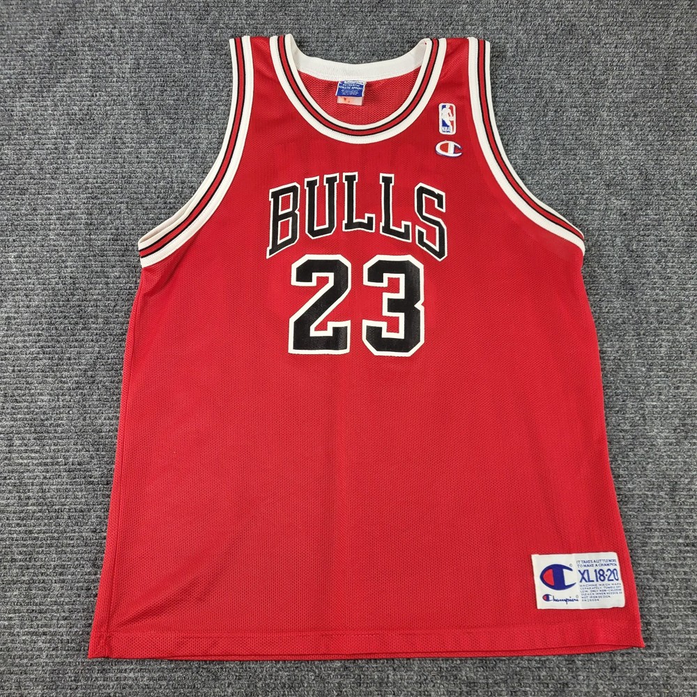 Vintage Michael Jordan Champion Chicago Bulls Jersey Mens XL 18-20 Red