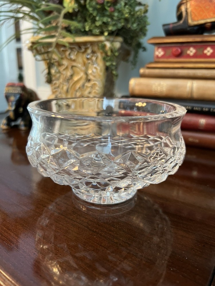 Elegant Waterford Lismore 5.25in Crystal Footed Bowl in Excellent Condition