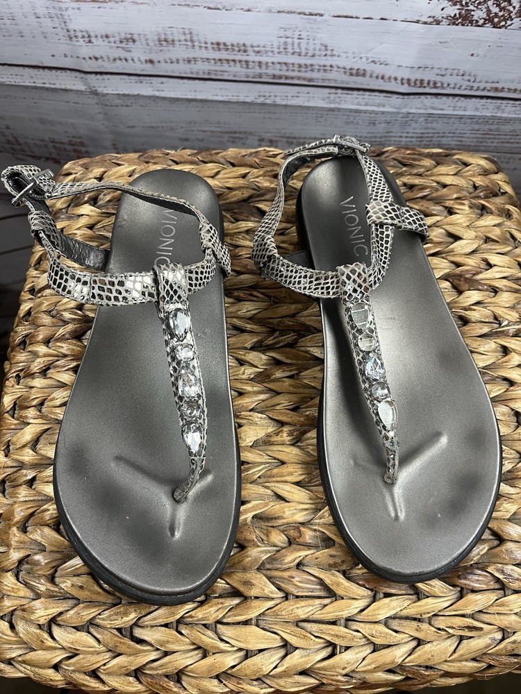 Vionic Womens Size 8M Sneaker Print Gray Metallic Sandals