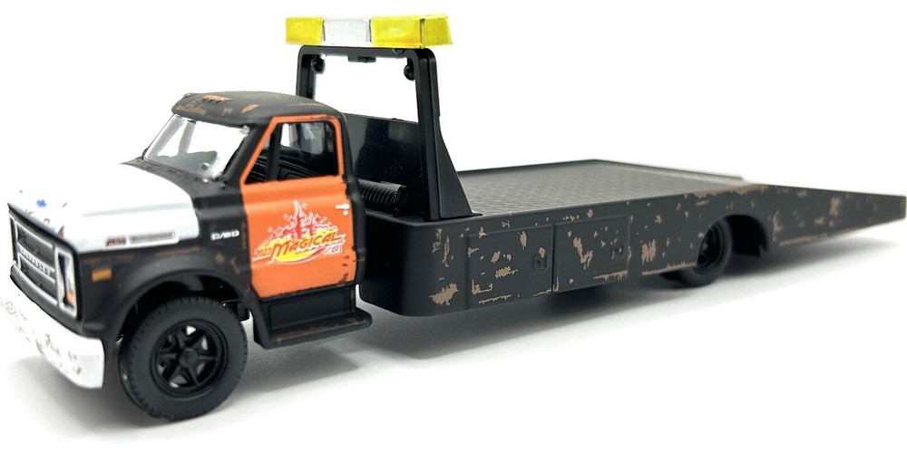 M2 MACHINES ‘68 CHEVY C60 CONVENTION DINNER EXCLUSIVE 1/2000 AUTO HAULERS LOOSE