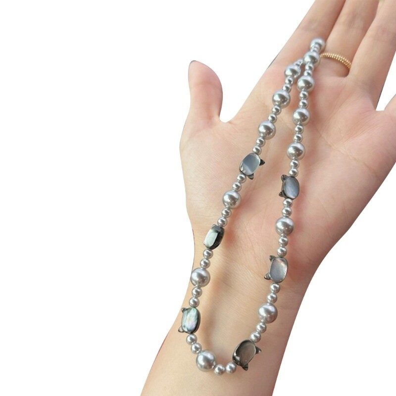 Elegant Imitation Pearl Necklace with Charm for Stylish Fashion