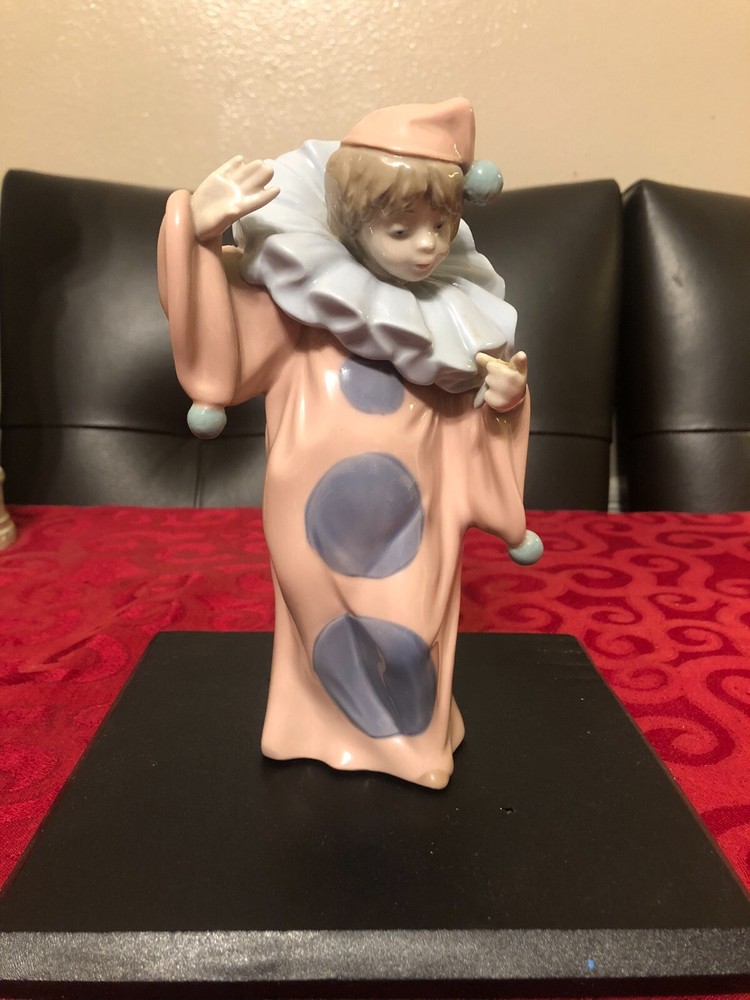 NAO by Lladro - Circus Star
