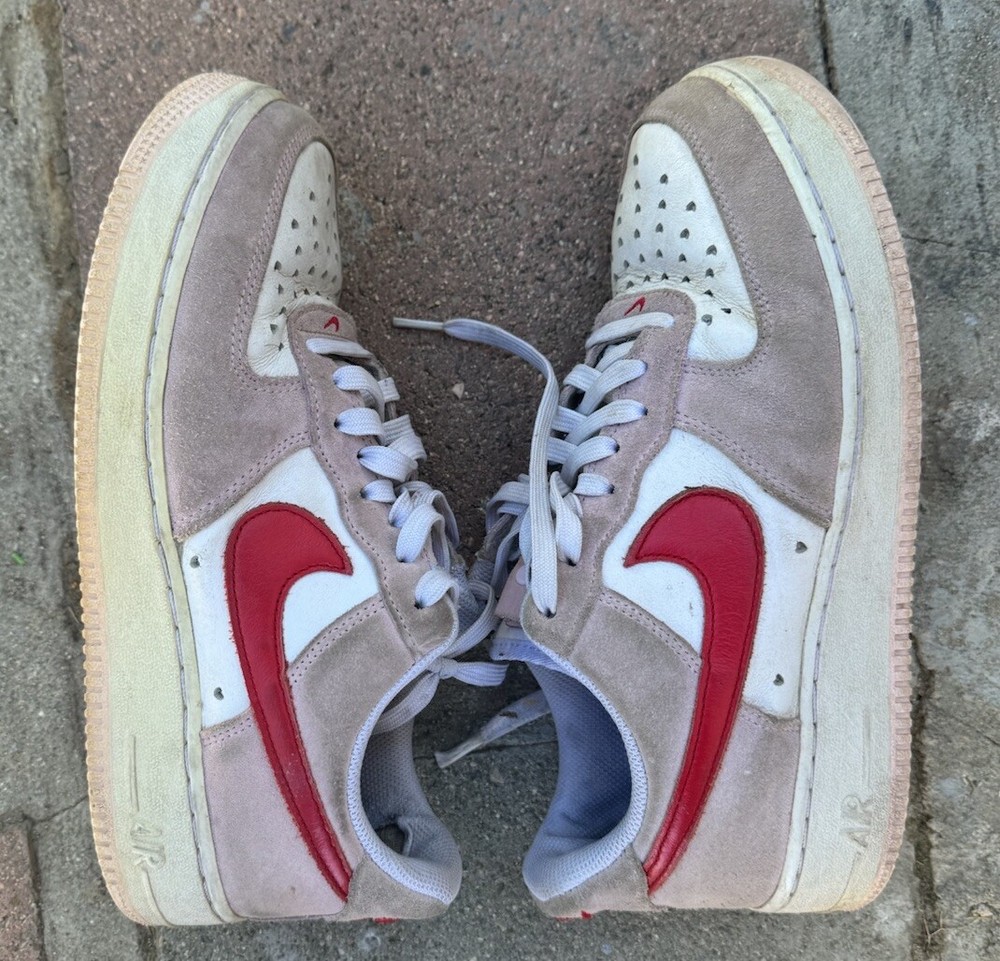 Nike Air Force 1 '07 QS Low Valentine’s Day Love Letter - Size 8.5 Beater Pair