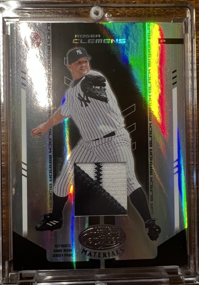 2004 Leaf Certified Materials Roger Clemens Jersey #201 (MEM)  /1