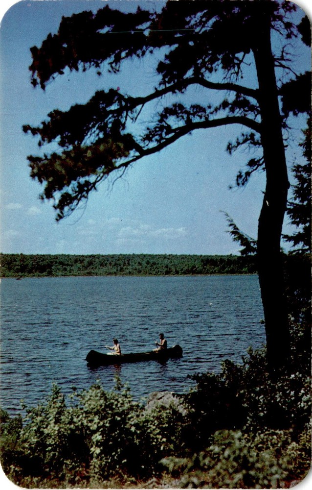 POCONO CREST, POCONO PINES, Pennsylvania, Pocono Mountains, Valence Postcard
