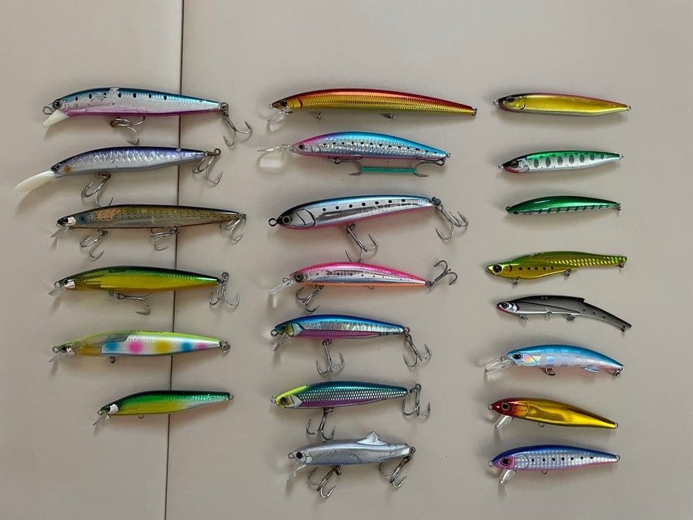 Shimano Minnows & Jigs Set 21 Pcs Soft & Hard Lures Bulk Sale