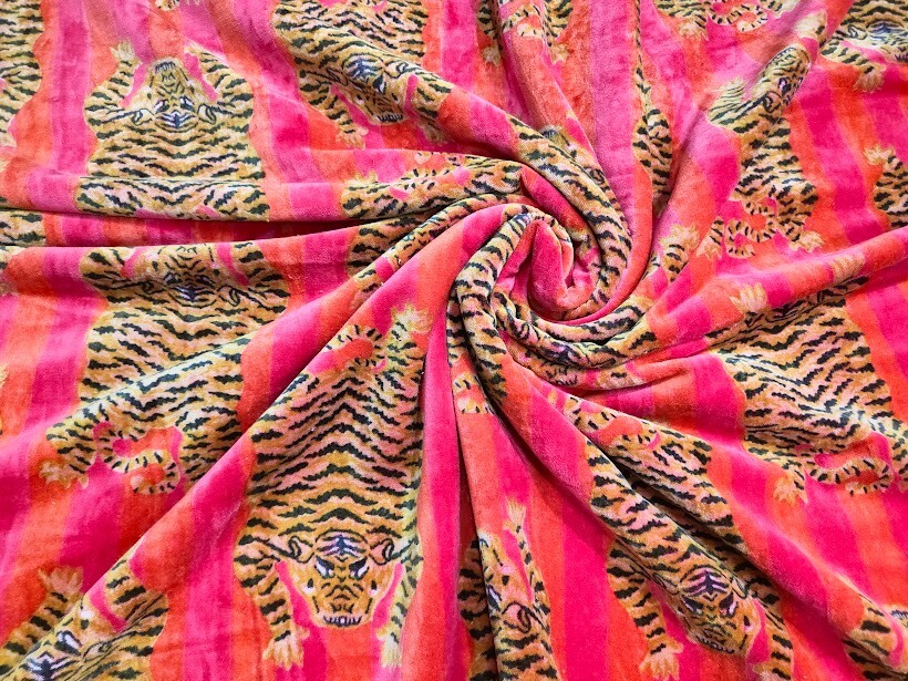 Indian Velvet Upholstery Fabric Sewing Running Fabric Animal Printed By The Yard