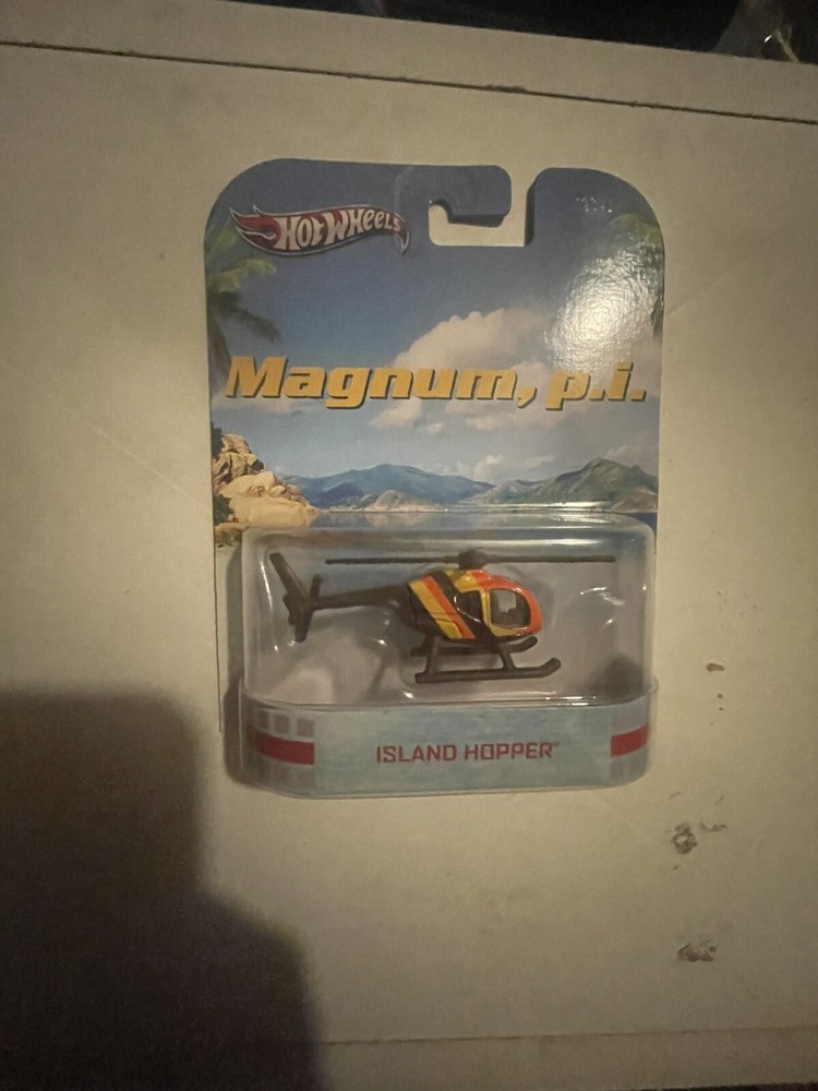 HOT WHEELS 2012 RETRO ENTERTAINMENT MAGNUM PI HELICOPTER ISLAND HOPPER