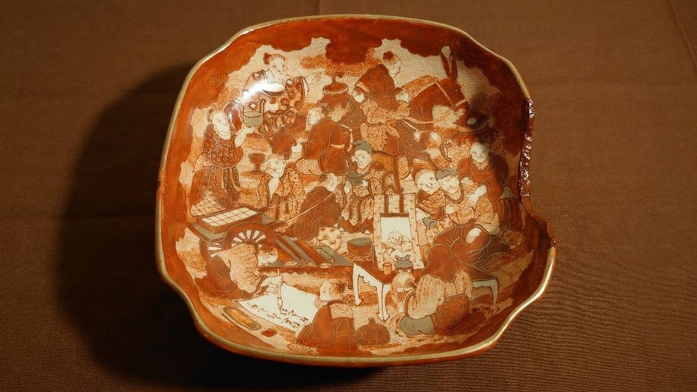 Japanese Kutani Ware Old Iidaya Miyamoto kiln red painting square stocked 1 cust