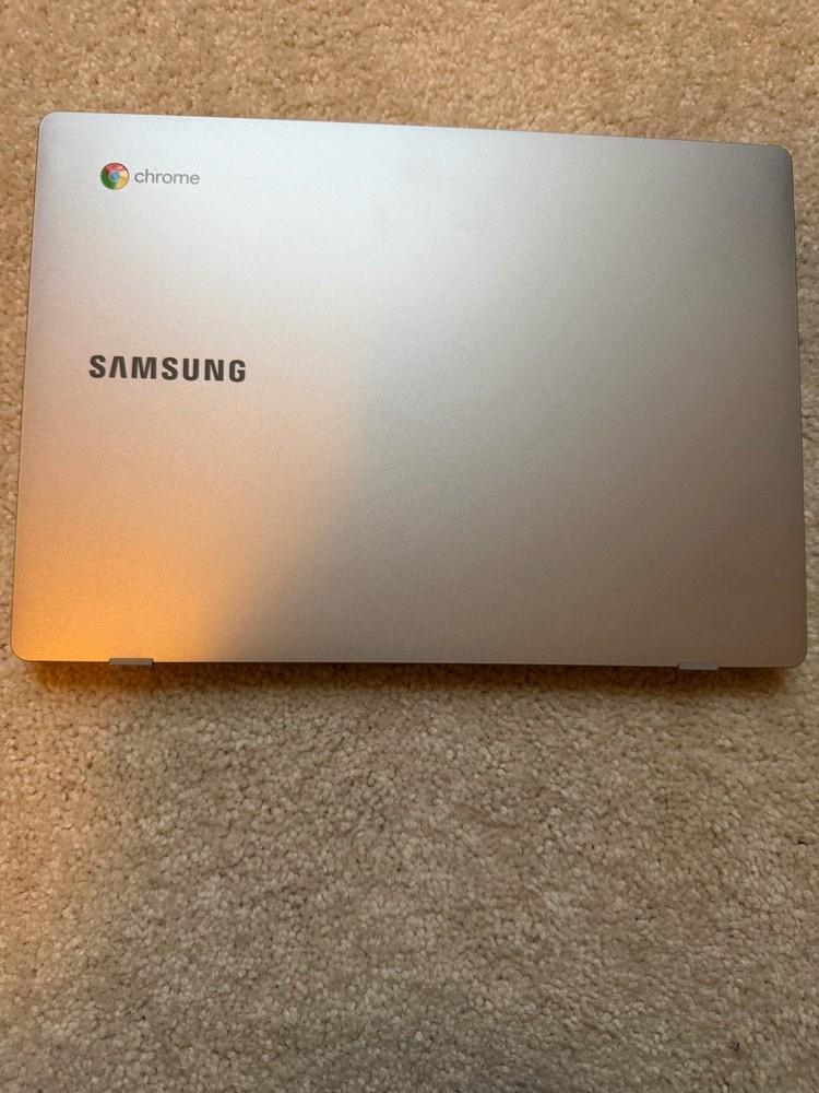 Samsung XE310XBA Intel Inside Chromebook Laptop