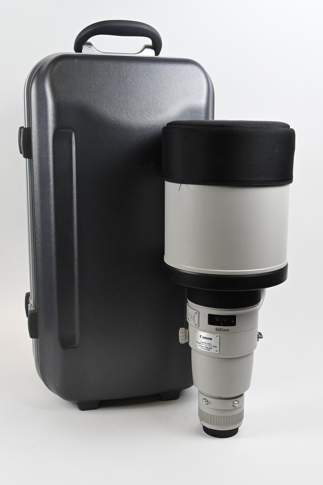 Canon EF 600mm f4 L IS II USM Super Telephoto Lens Model 136