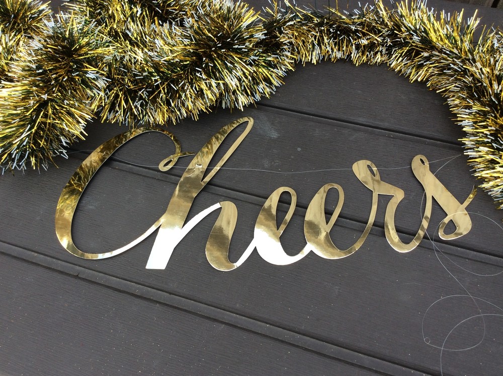 AGD New Years Decor -Cheers Black Gold Tinsel Garland 8ft.-image