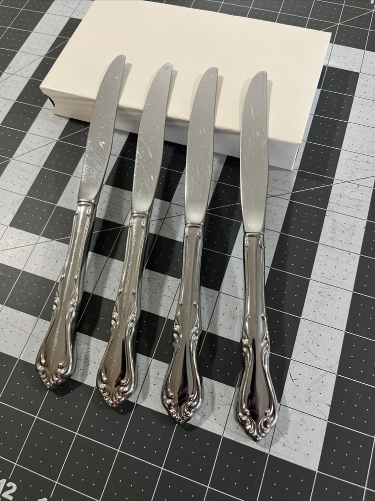 Oneida Wm A Rogers USA Sutton Place 4-Piece Stainless Steel Dinner Knife Set