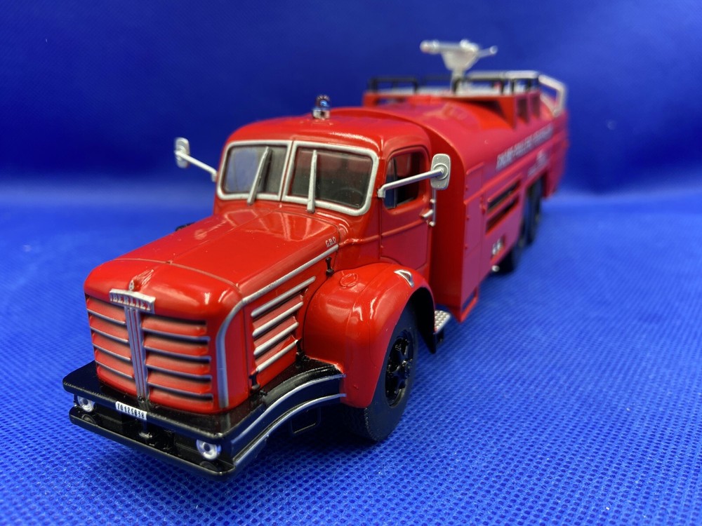 IXO Hachette Berliet GBO Fire Engine Model Scale 1:43 / MIB