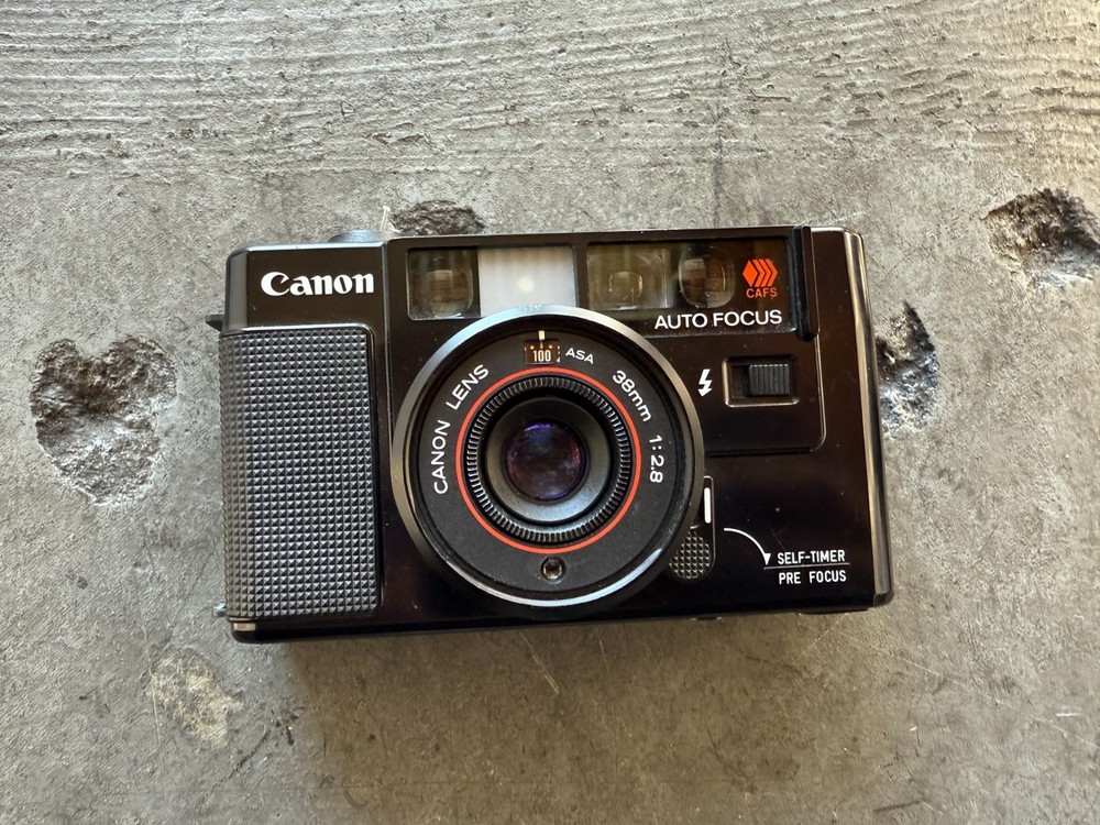 Canon AF35M 35mm Film Camera – Fully Working – Great Exterior – Tested