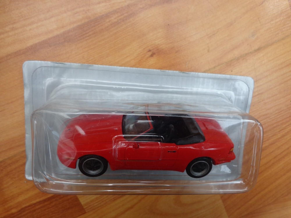 NEW 1/43 DEAGOSTINI - CLASSIC 1989 PORSCHE 944 S2 CABRIO RED DIECAST CAR