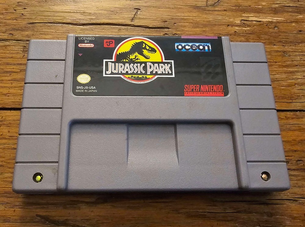 Jurassic Park loose cartridge only. (SNES)