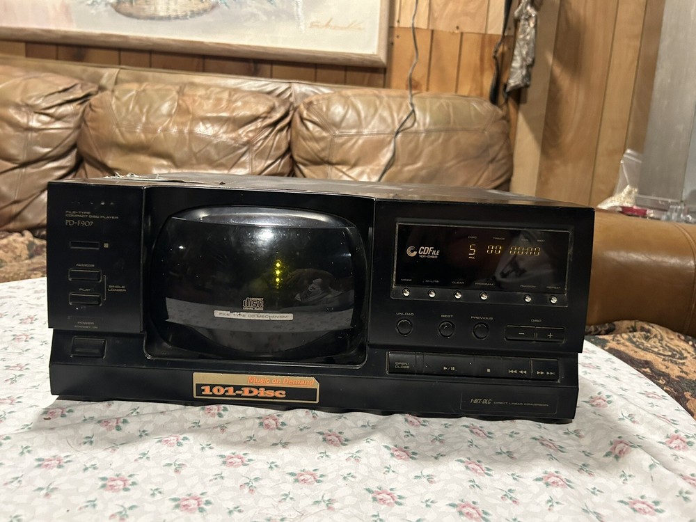 Pioneer PD-F906 Black CD Changer 100 Disc Player TESTED Home Stereo NO REMOTE