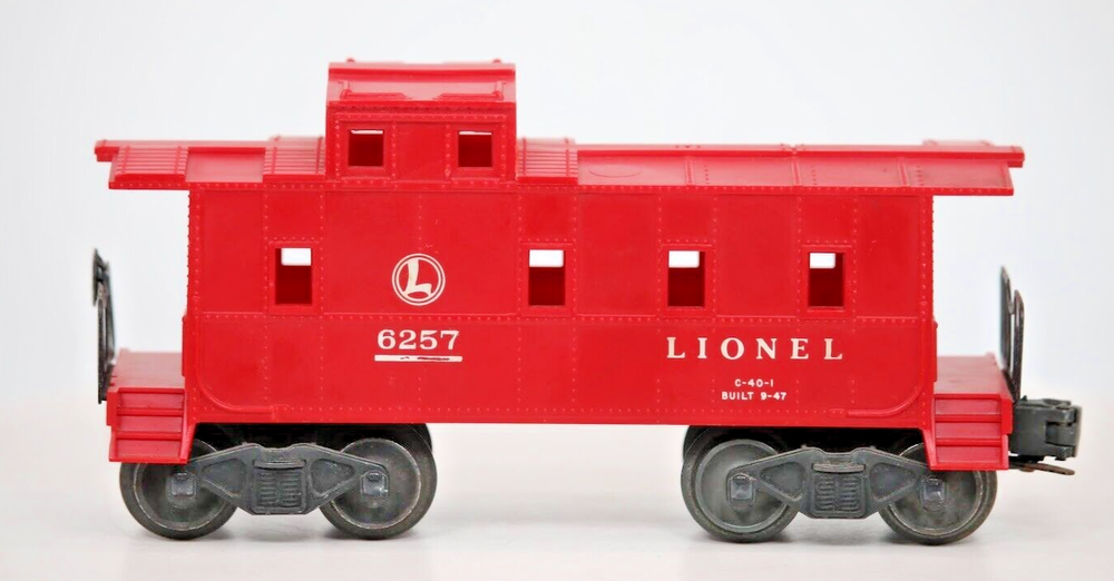 Lionel O-27 Southern Pacific Red Caboose 6257 Model Train