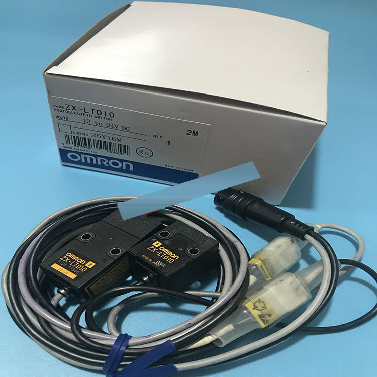 1PC New In Box OMRON laser displacement sensors ZX-LT010 ZX-LT010 FAST SHIP#XR