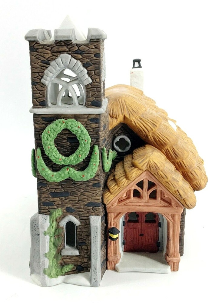 Dept 56 Dickens Village Ivy Glen Church #5927-7 Lighted Retired with Original Box