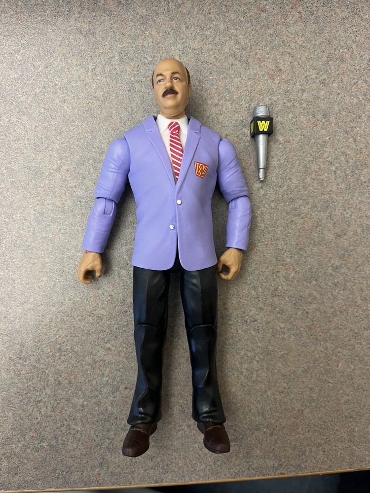WWE Main Event Showdown 19 Mean Gene Okerlund Wrestling Figure + Mic Hulk Mania