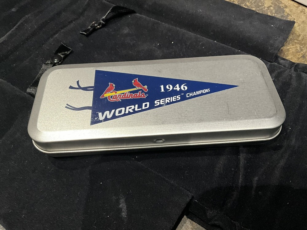 St Louis Cardinals 1946 World Series Champions MLB Men’s Watch NEW In Tin