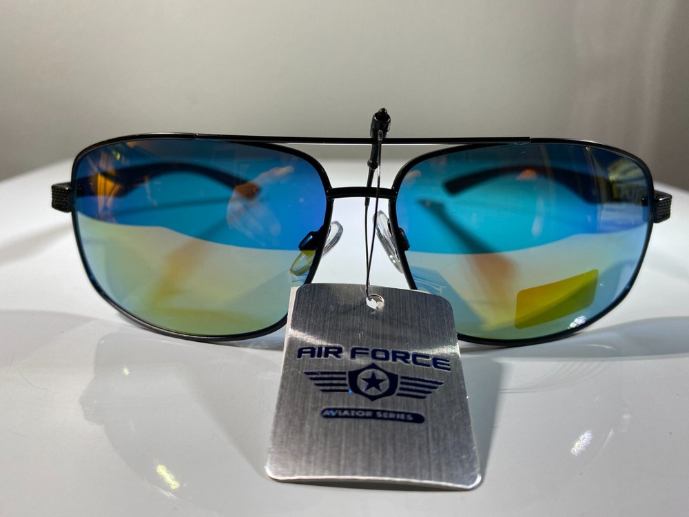 Men's aviator sunglasses with wire frame & yellow reflective lenses